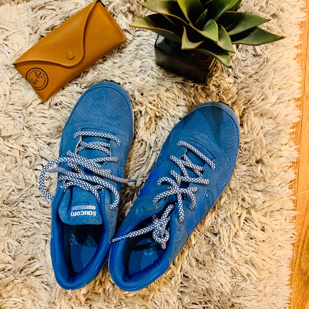 Saucony Blue Suede 7.5 women’s